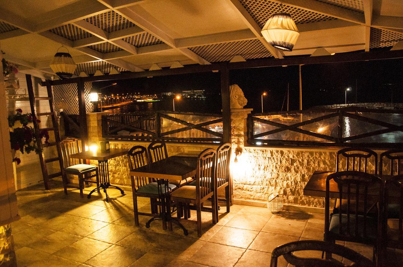 Golden Stone Butik Otel Çeşme Exterior foto